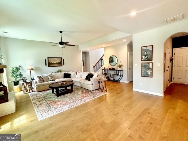 126 Drayton Farm Dr, Senoia, GA 30276