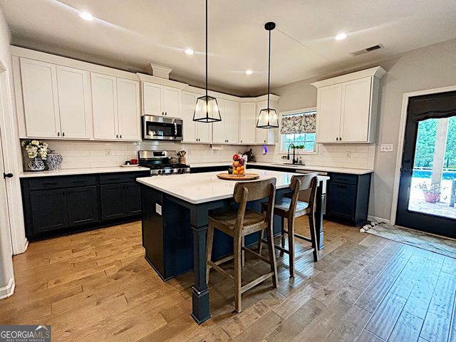 126 Drayton Farm Dr, Senoia, GA 30276