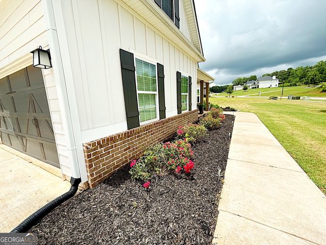 126 Drayton Farm Dr, Senoia, GA 30276