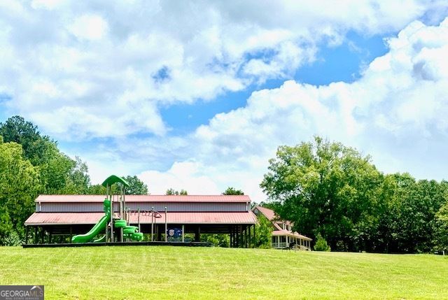 126 Drayton Farm Dr, Senoia, GA 30276
