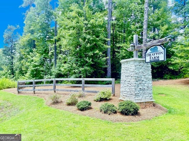 126 Drayton Farm Dr, Senoia, GA 30276