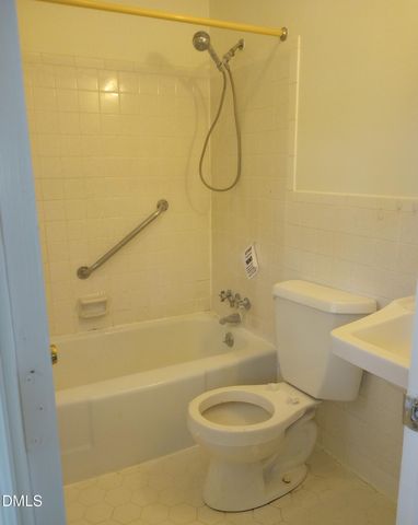 239 N Hamilton Road N, Chapel Hill, NC 27517