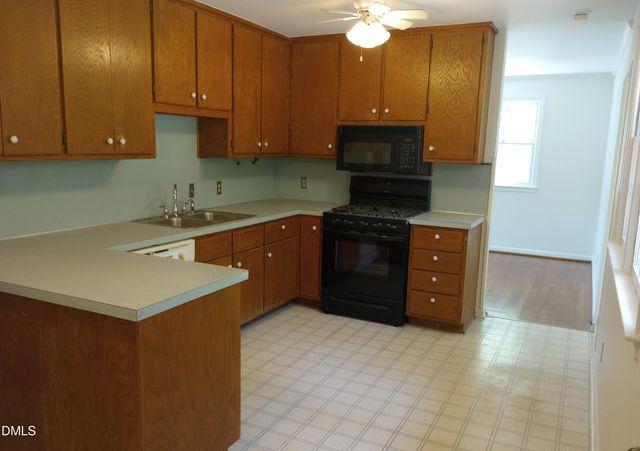 239 N Hamilton Road N, Chapel Hill, NC 27517