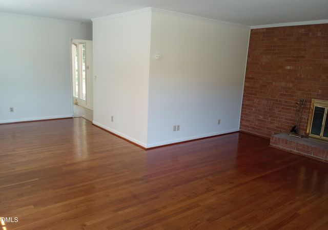 239 N Hamilton Road N, Chapel Hill, NC 27517