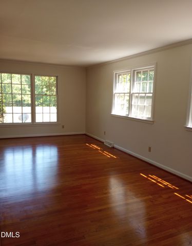 239 N Hamilton Road N, Chapel Hill, NC 27517