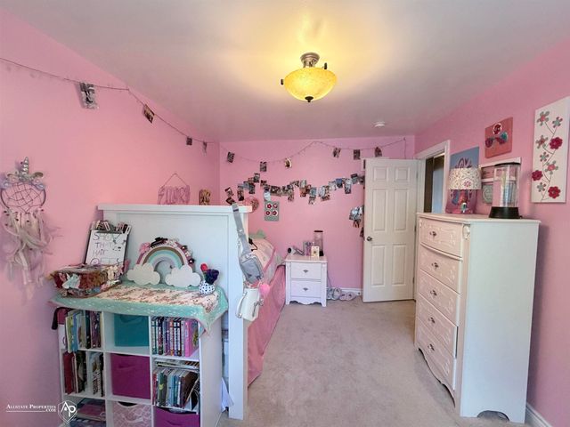 5118 Redwood Lane, Grand Blanc, MI 48439
