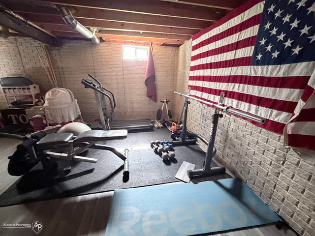 5118 Redwood Lane, Grand Blanc, MI 48439
