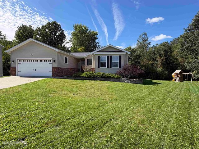 5118 Redwood Lane, Grand Blanc, MI 48439