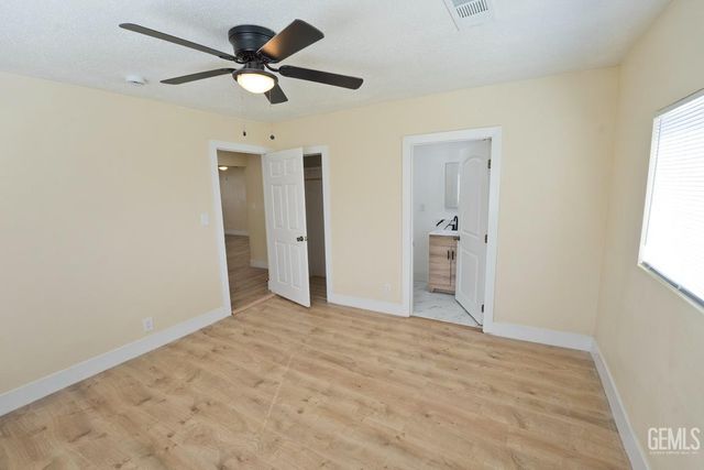 407 8th Street, Bakersfield, CA 93304