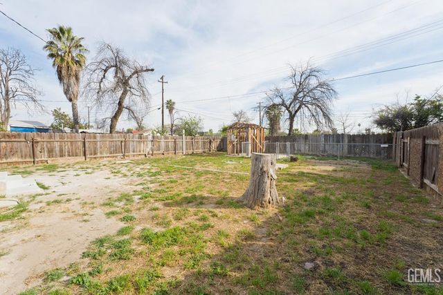 407 8th Street, Bakersfield, CA 93304