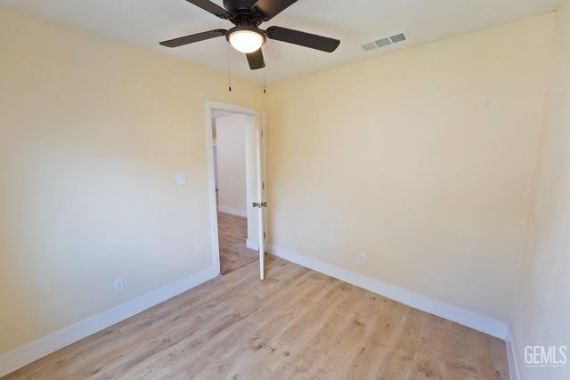 407 8th Street, Bakersfield, CA 93304