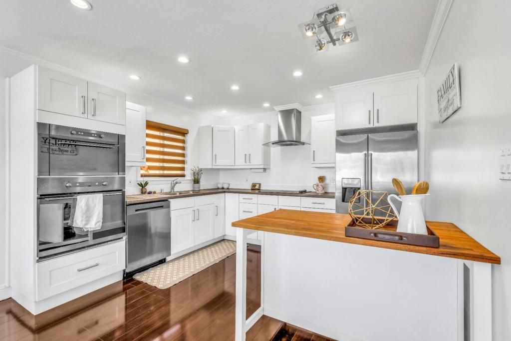 Image 18 of property listing at 377 El Dorado Drive, Daly City, CA 94015