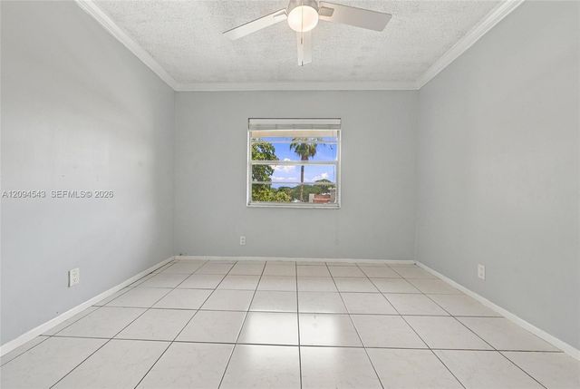2700 Riverside Drive 302-B, Coral Springs, FL 33065