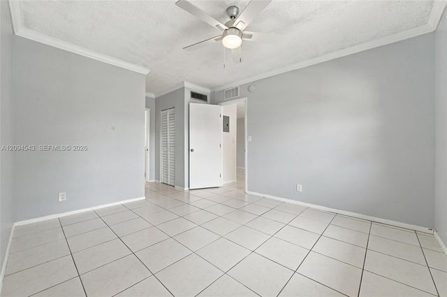 2700 Riverside Drive 302-B, Coral Springs, FL 33065