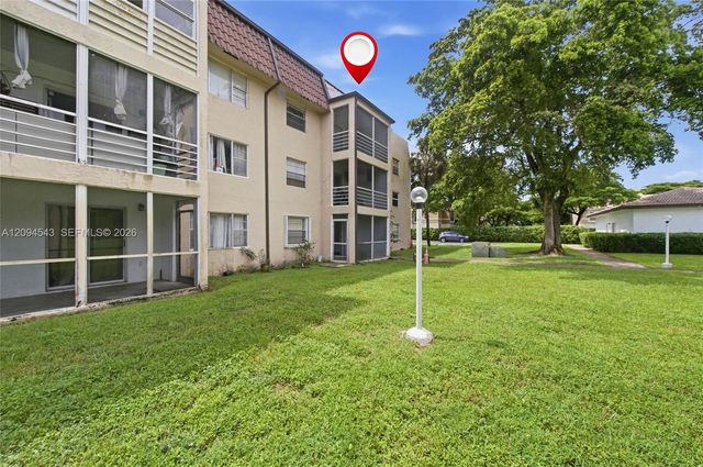 2700 Riverside Drive 302-B, Coral Springs, FL 33065