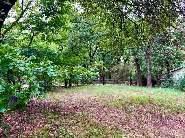 304 Nighthawk Drive, Pottsboro, TX 75076