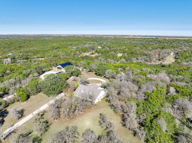 301 County Road 3330, Clifton, TX 76634