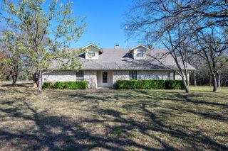 301 County Road 3330, Clifton, TX 76634