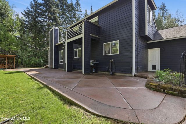3155 E York Ct, Hayden, ID 83835