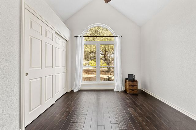 1011 Fountainwood DR, Georgetown, TX 78633