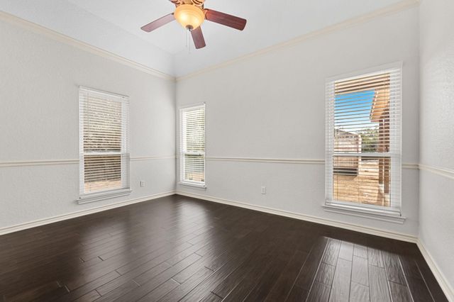 1011 Fountainwood DR, Georgetown, TX 78633