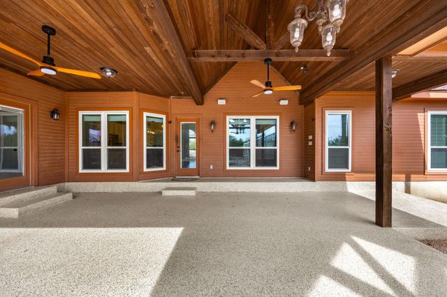 1011 Fountainwood DR, Georgetown, TX 78633