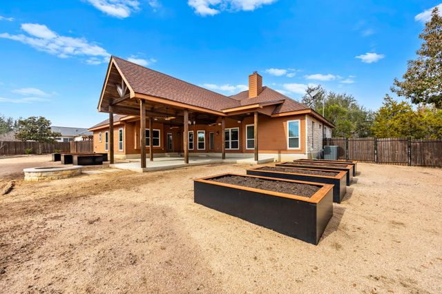 1011 Fountainwood DR, Georgetown, TX 78633