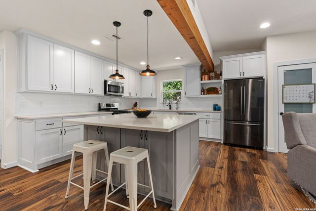 115 Harmon, San Antonio, TX 78209