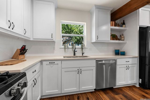 115 Harmon, San Antonio, TX 78209