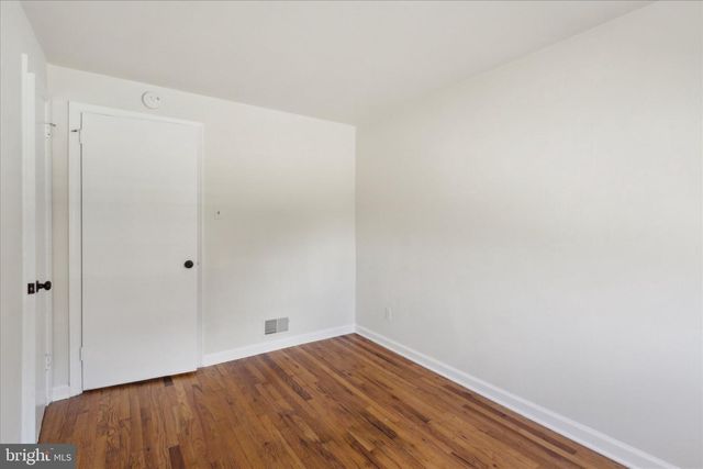 248 N WYCOMBE AVE, Lansdowne, PA 19050