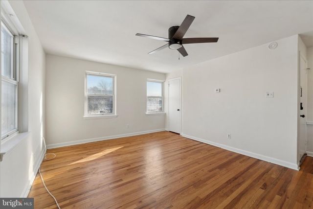 248 N WYCOMBE AVE, Lansdowne, PA 19050