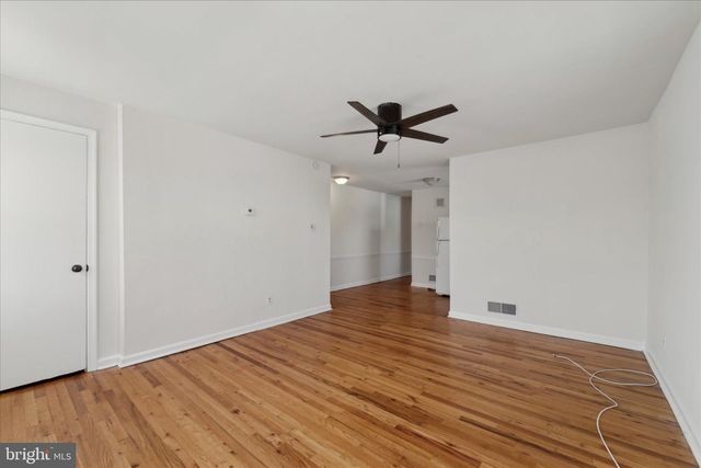 248 N WYCOMBE AVE, Lansdowne, PA 19050