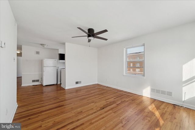 248 N WYCOMBE AVE, Lansdowne, PA 19050