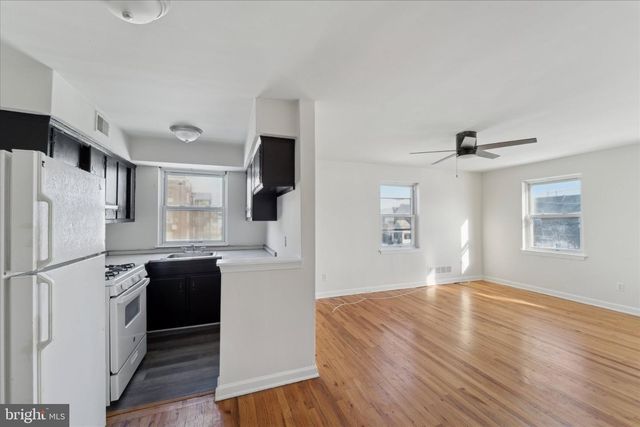 248 N WYCOMBE AVE, Lansdowne, PA 19050