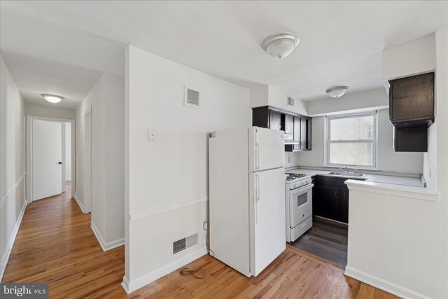 248 N WYCOMBE AVE, Lansdowne, PA 19050
