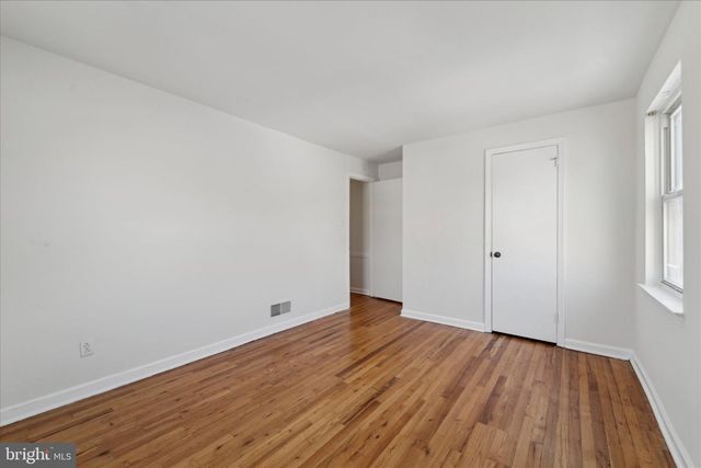248 N WYCOMBE AVE, Lansdowne, PA 19050