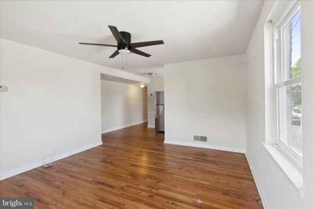 248 N WYCOMBE AVE, Lansdowne, PA 19050