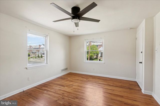 248 N WYCOMBE AVE, Lansdowne, PA 19050