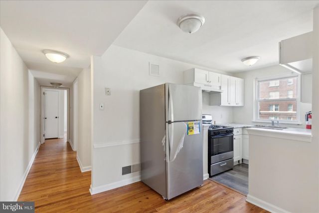 248 N WYCOMBE AVE, Lansdowne, PA 19050