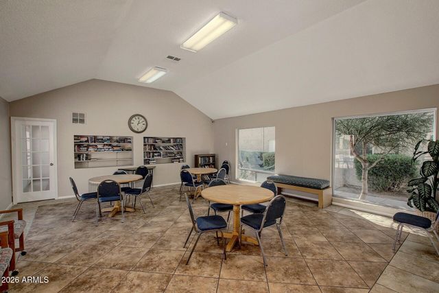 5525 E THOMAS Road M16, Phoenix, AZ 85018