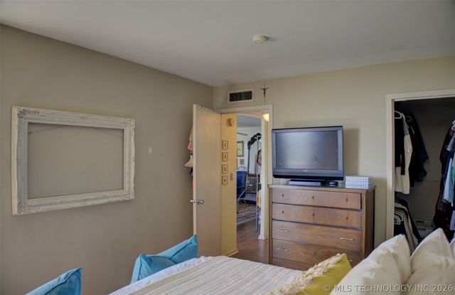1502 S Boulder Avenue 15H, Tulsa, OK 74119