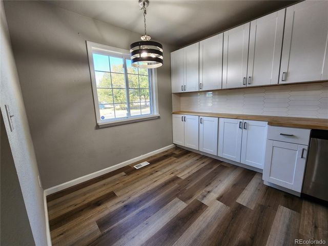 2874 Carmel Circle, Colorado Springs, CO 80910
