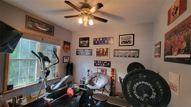 5818 FOREST CROSSING Drive, Erie, PA 16506
