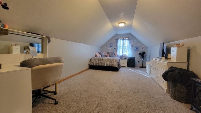 5818 FOREST CROSSING Drive, Erie, PA 16506