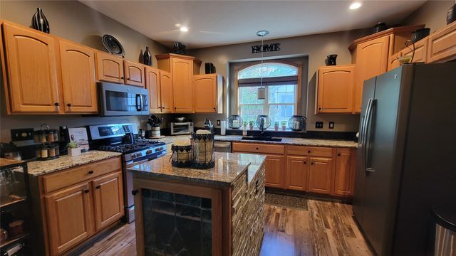 5818 FOREST CROSSING Drive, Erie, PA 16506