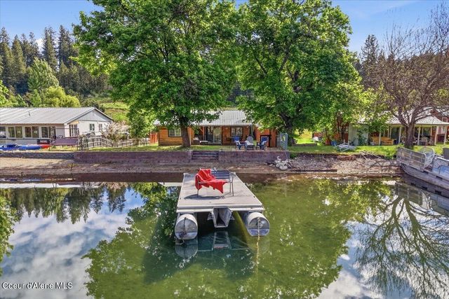 6927 W Maine ST, Spirit Lake, ID 83869