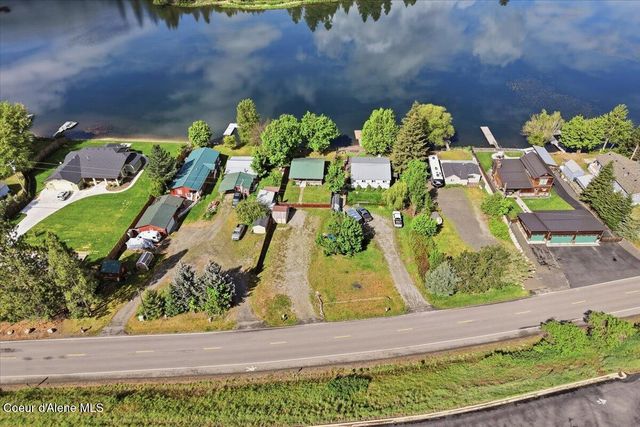 6927 W Maine ST, Spirit Lake, ID 83869