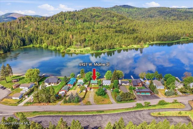 6927 W Maine ST, Spirit Lake, ID 83869