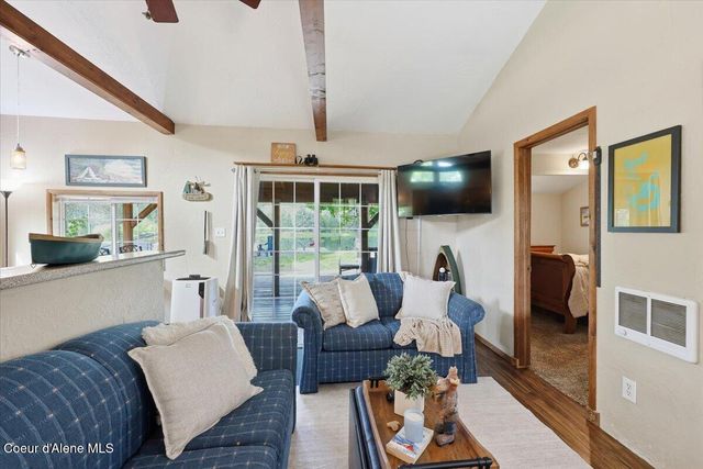 6927 W Maine ST, Spirit Lake, ID 83869