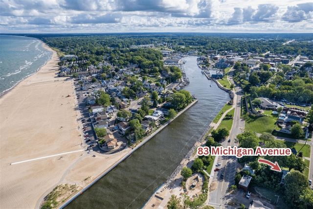 83 Michigan Avenue, South Haven, MI 49090